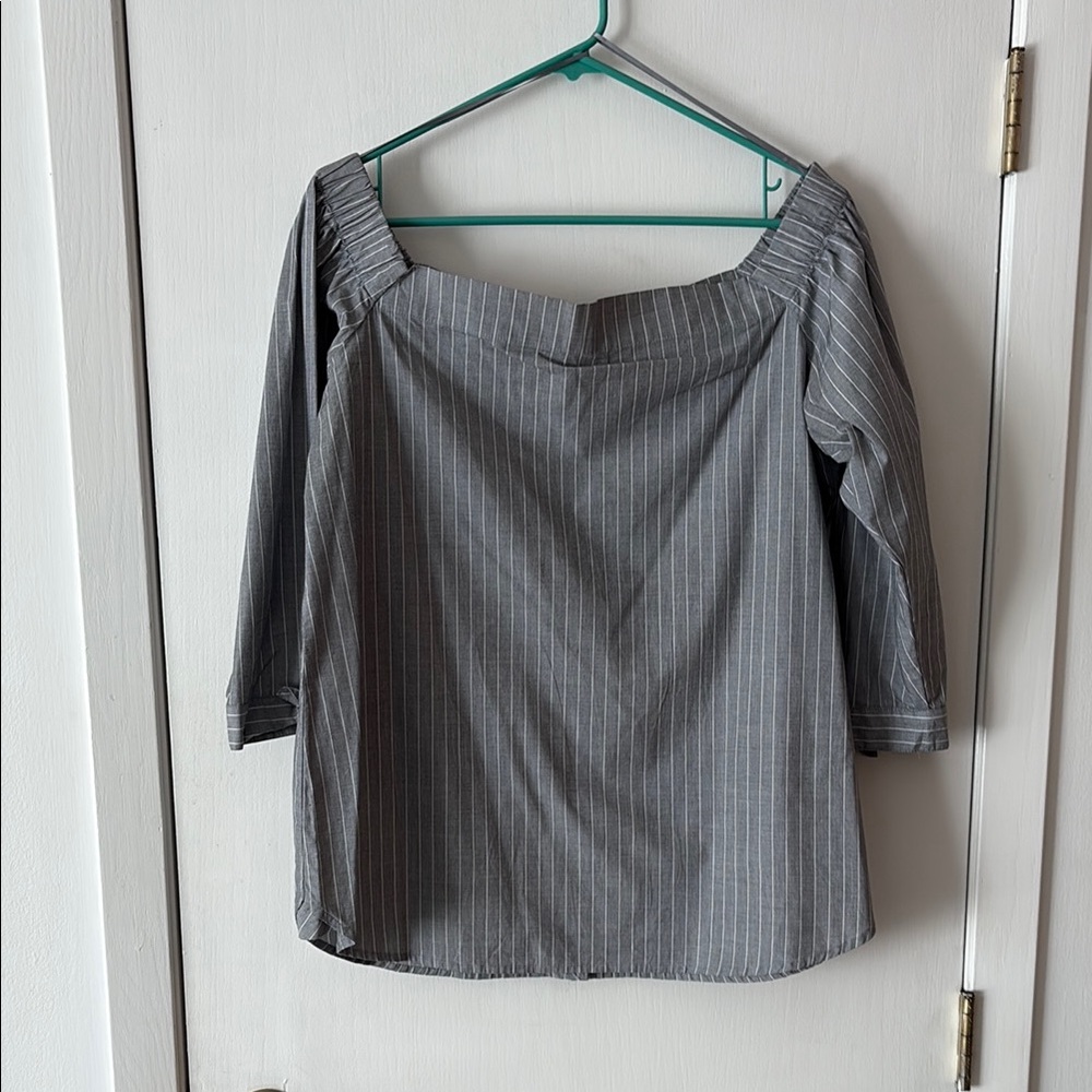 Banana Republic Gray Pinstripe Top